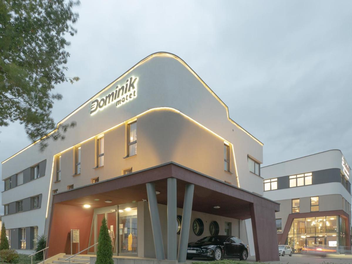 פאדרבורן Dominik Hotel & Eventsaal מראה חיצוני תמונה